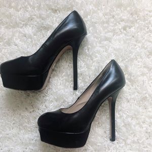 Michael Kors Collection platform. Italian made.